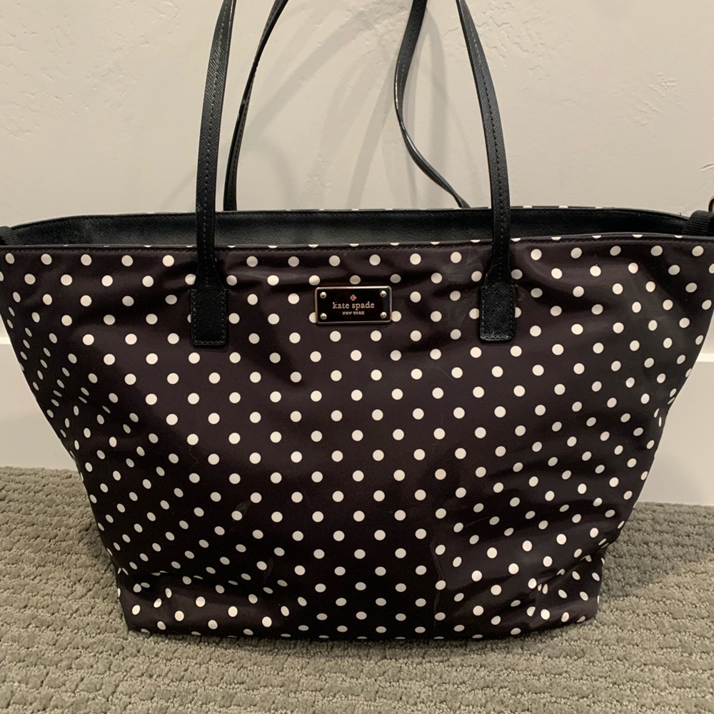 Adorable Black and white polka dot Kate spade Diaper/Baby bag. EUC!
